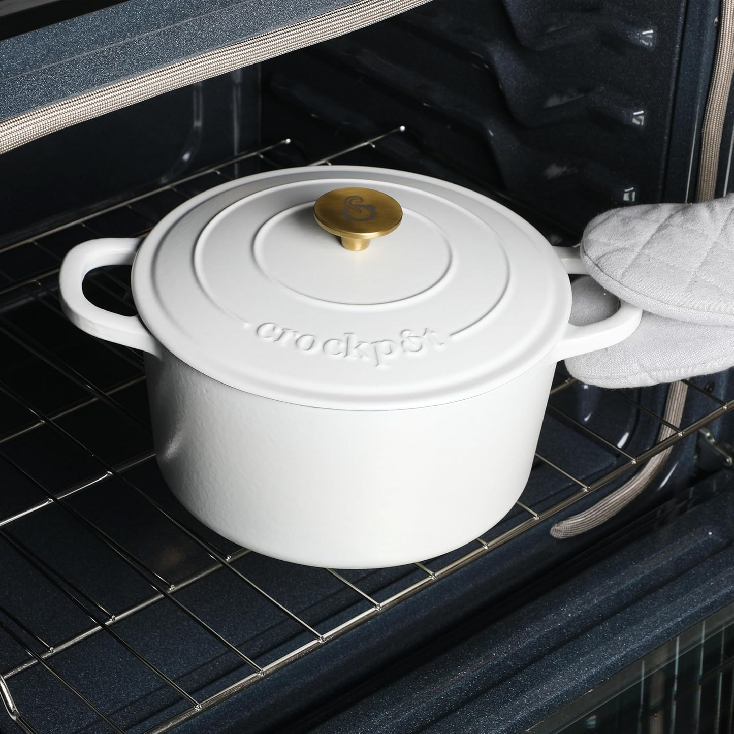 Crock-Pot Artisan 5 Quart Round Enameled Cast Iron Dutch Oven with Lid in Linen