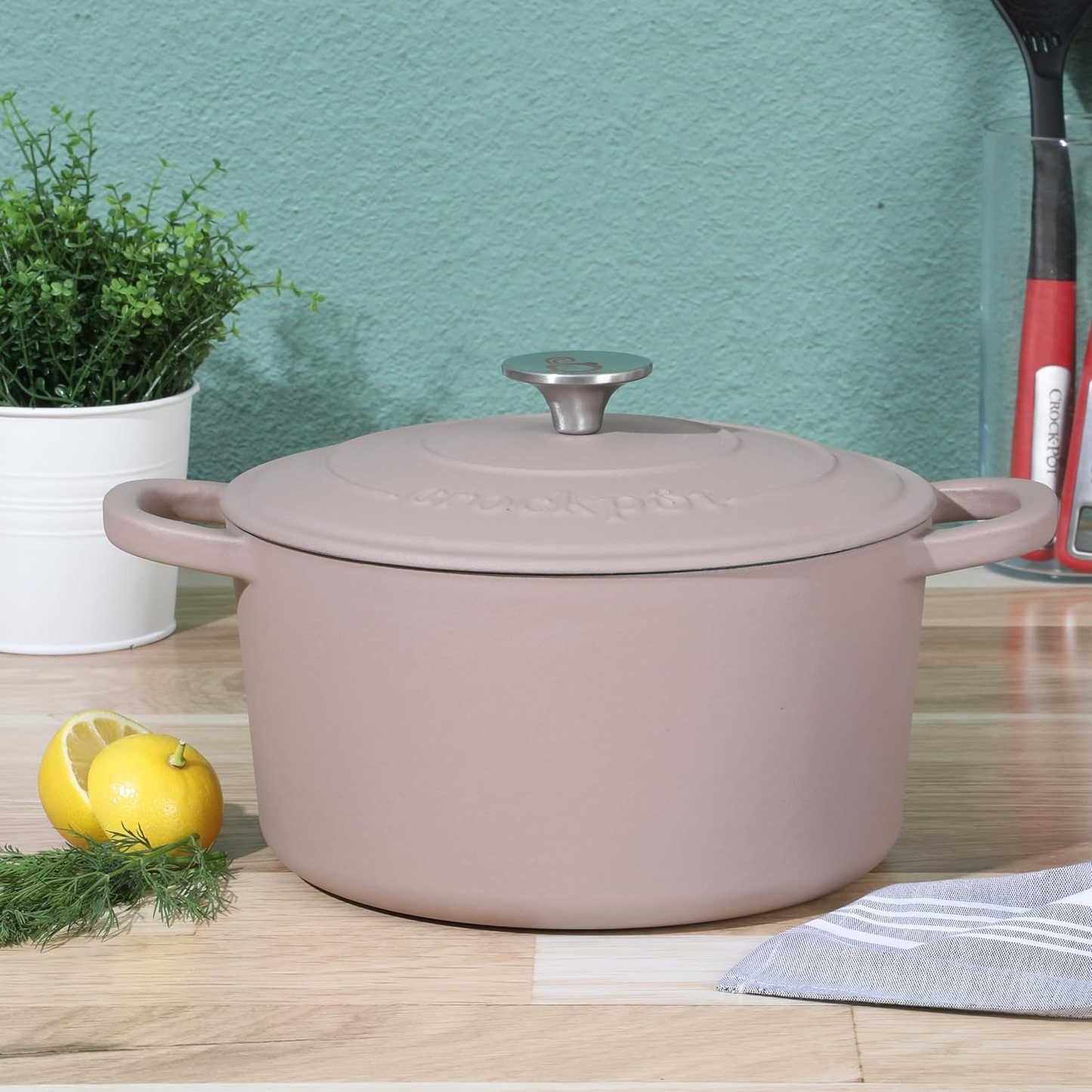 Crock-Pot Artisan 5 Quart Round Enameled Cast Iron Dutch Oven with Lid in Matte Dusty Pink