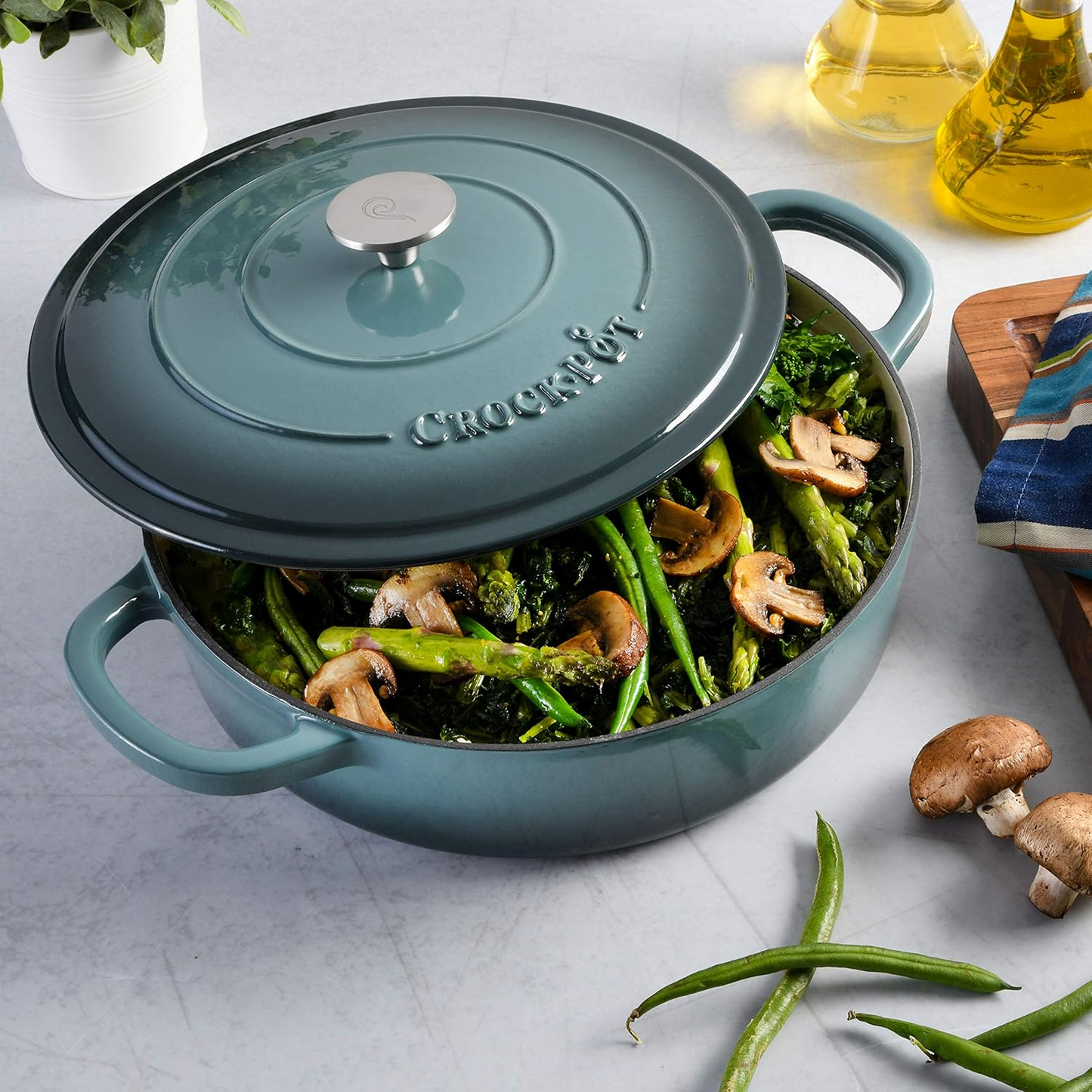 Crock-Pot Artisan 5 Quart Round Enameled Cast Iron Braiser Pan with Self Basting Lid in Slate Gray
